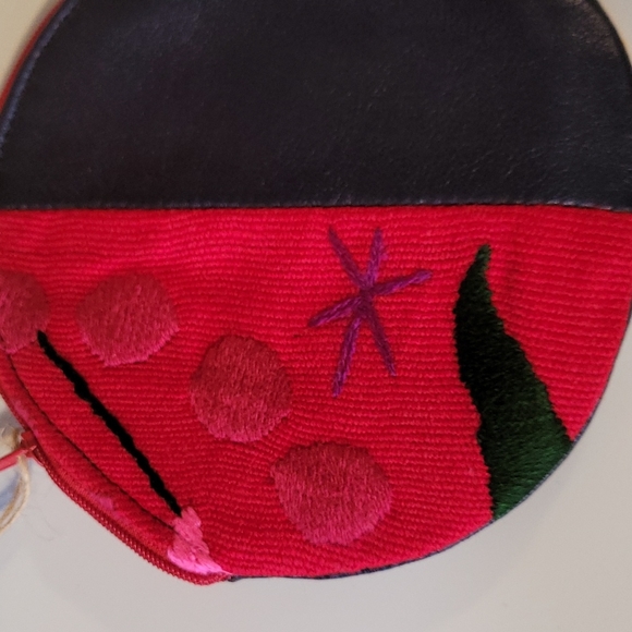 Handmade leather purse - Picture 3 of 7